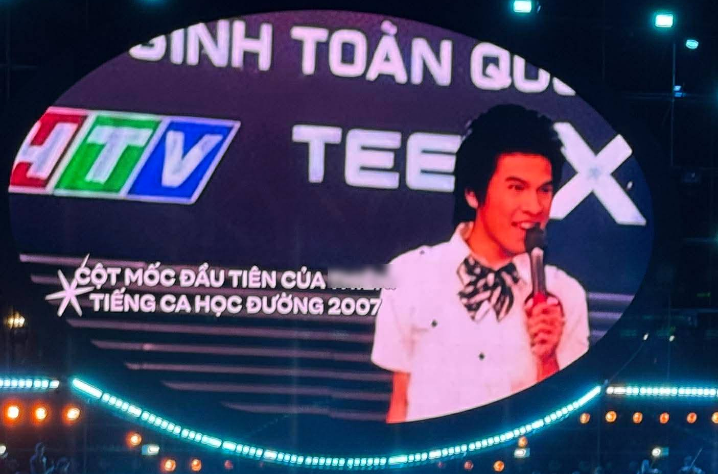 Bạn có nhận ra nam sinh này? Hiện rất nổi tiếng ở Việt Nam, con đường học hành loằng ngoằng nhưng đáng nể- Ảnh 1.