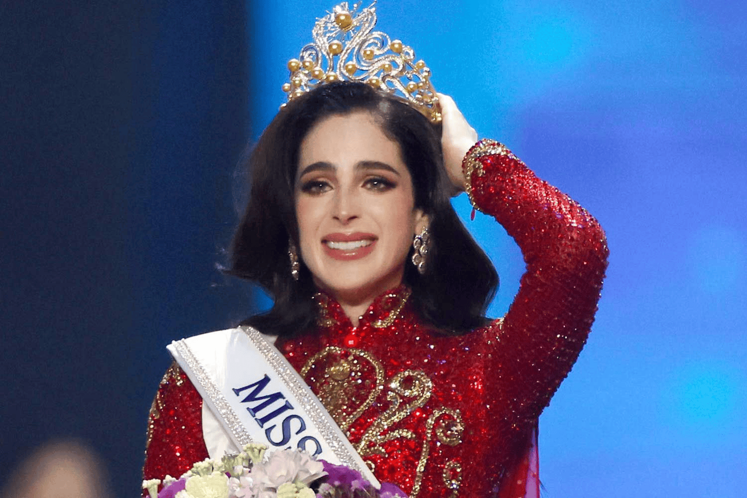 Ồn ào Hoa hậu Hoàn vũ 2025, người đẹp bỏ danh hiệu- Ảnh 3. Ồn ào Hoa hậu Hoàn vũ 2025, người đẹp bỏ danh hiệu- Ảnh 3.