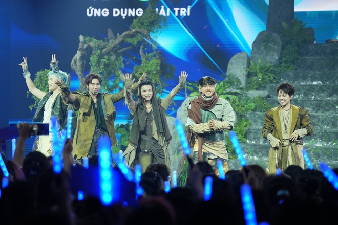 "Lỗ đen" ở vũ trụ Say Hi- Ảnh 3.