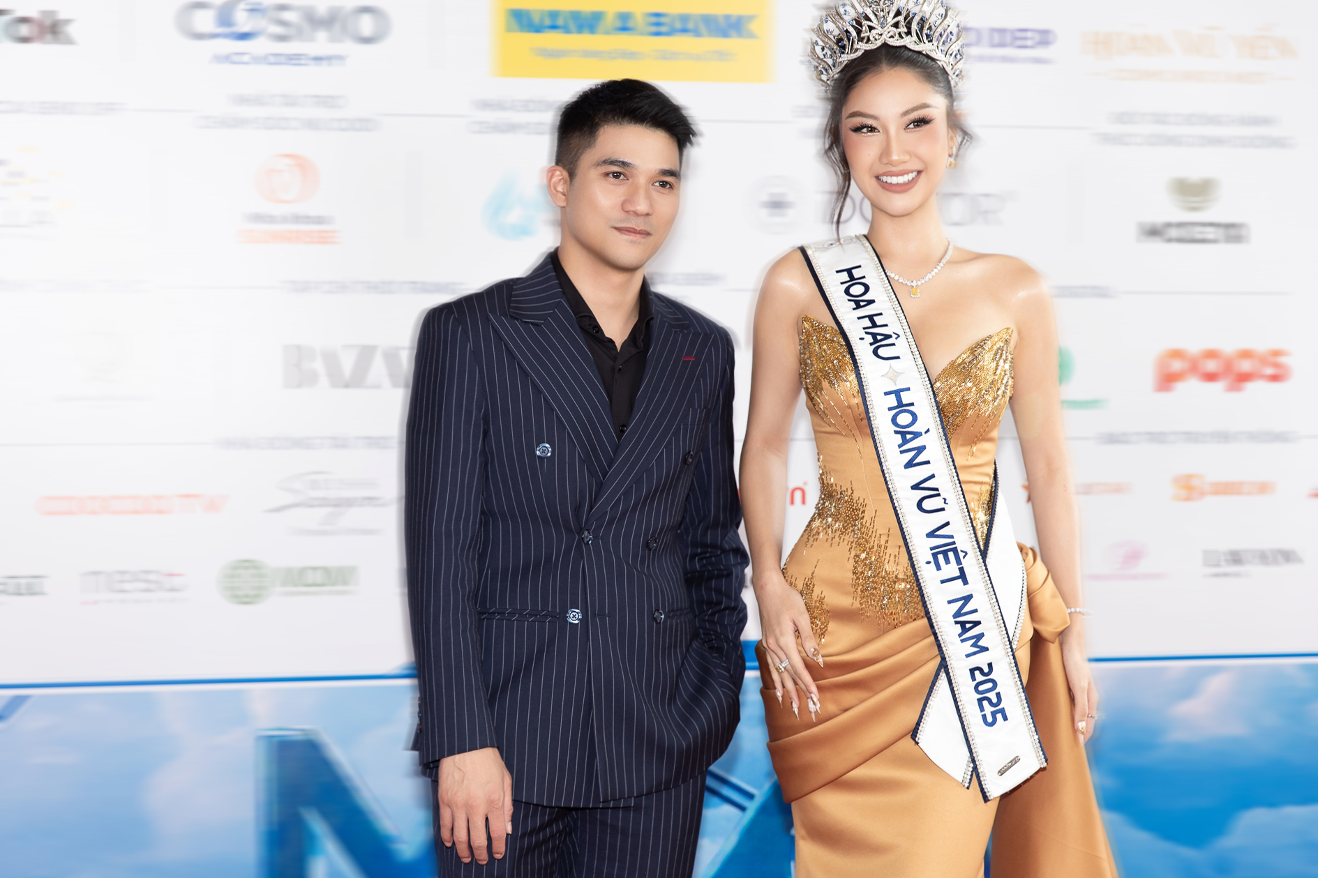 CEO Bảo Hoàng lên tiếng nghi vấn Miss Cosmo bị Miss Universe chèn ép- Ảnh 1. CEO Bảo Hoàng lên tiếng nghi vấn Miss Cosmo bị Miss Universe chèn ép- Ảnh 1.