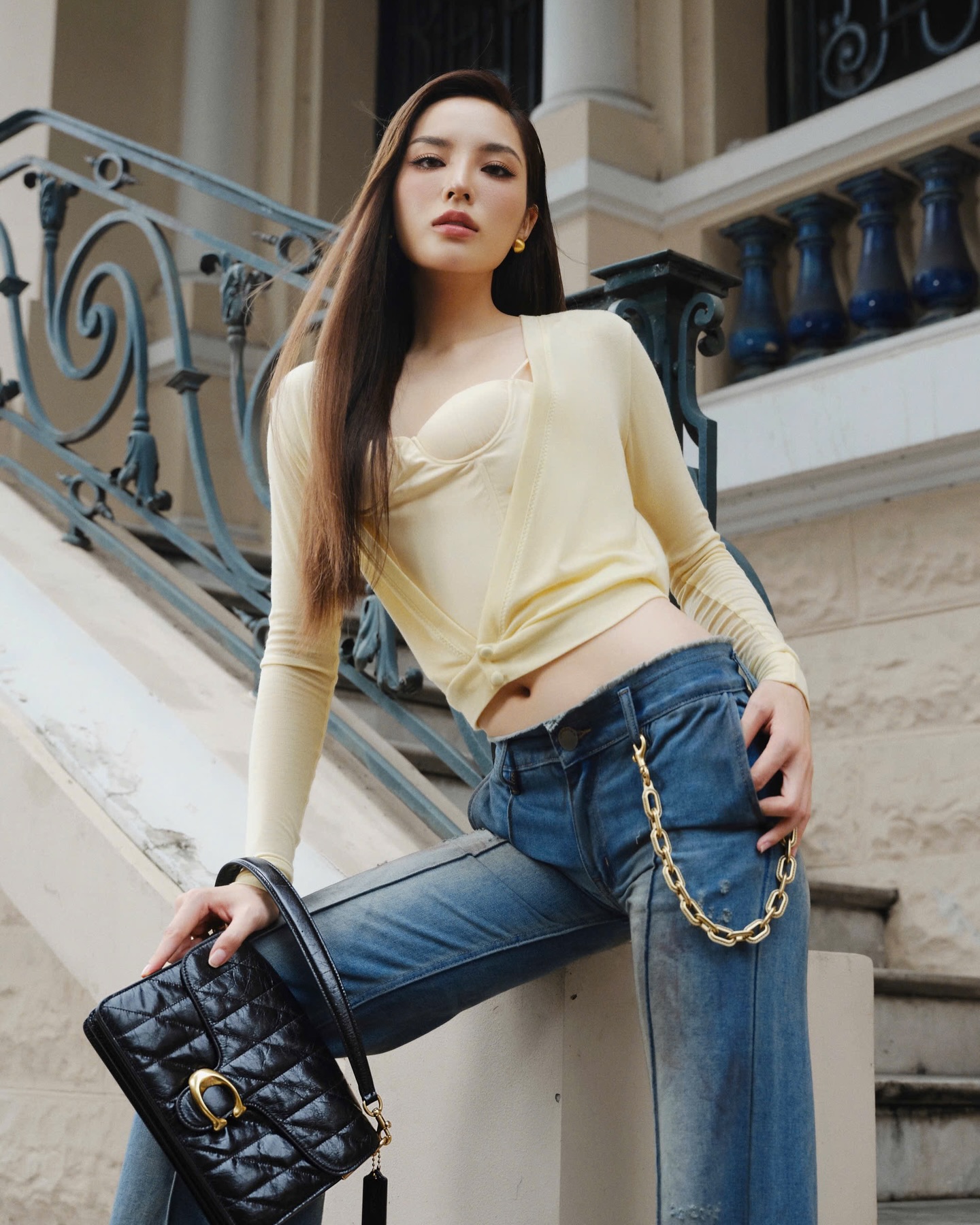 24 giây đưa Kỳ Duyên lên sánh ngang với Kendall Jenner- Ảnh 13. 24 giây đưa Kỳ Duyên lên sánh ngang với Kendall Jenner- Ảnh 13.