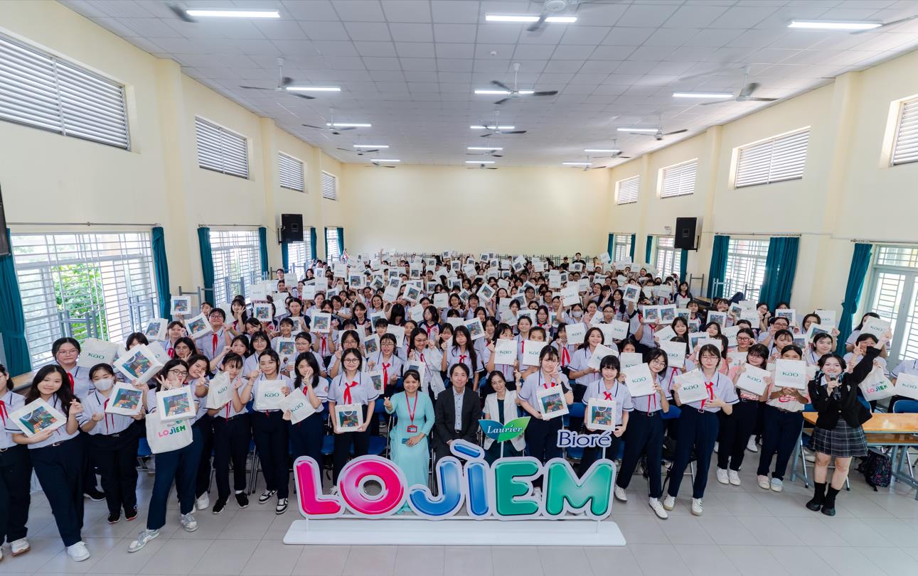 Học cách yêu bản thân tuổi dậy thì cùng “Túi tò-te diệu kỳ - Dzậy Thì LOJÌEM”- Ảnh 1. Học cách yêu bản thân tuổi dậy thì cùng “Túi tò-te diệu kỳ - Dzậy Thì LOJÌEM”- Ảnh 1.