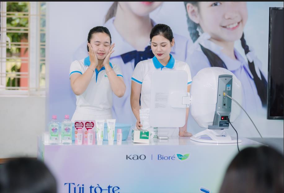 Học cách yêu bản thân tuổi dậy thì cùng “Túi tò-te diệu kỳ - Dzậy Thì LOJÌEM”- Ảnh 4. Học cách yêu bản thân tuổi dậy thì cùng “Túi tò-te diệu kỳ - Dzậy Thì LOJÌEM”- Ảnh 4.