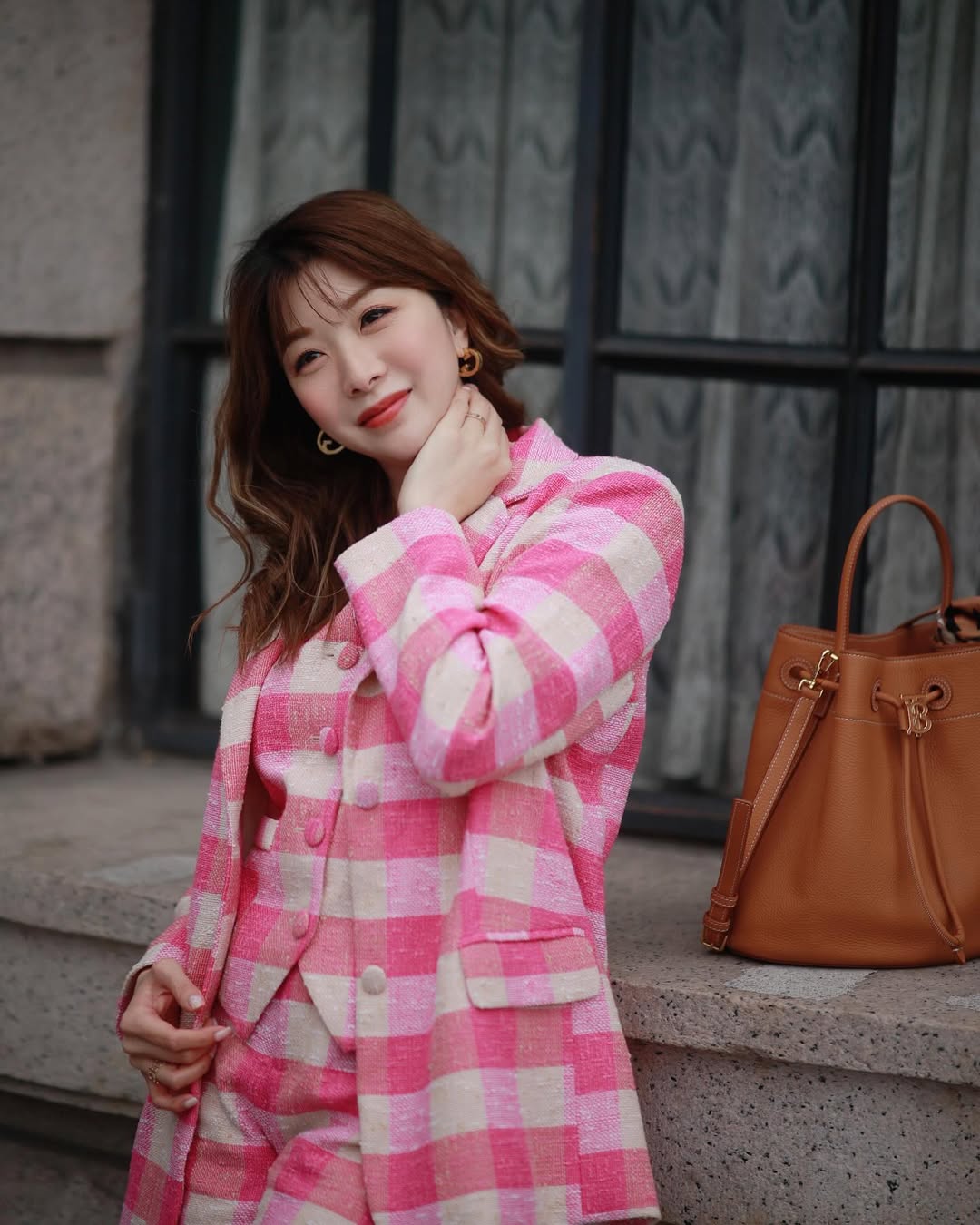 Á hậu lận đận tình duyên nhất showbiz lại bị chồng thứ 2 đệ đơn ly hôn, đau khổ đến suy sụp- Ảnh 2. Á hậu lận đận tình duyên nhất showbiz lại bị chồng thứ 2 đệ đơn ly hôn, đau khổ đến suy sụp- Ảnh 2.