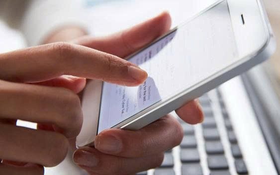 Nhận được cuộc gọi, tin nhắn Zalo kèm hình ảnh này, người dân phải báo ngay cho công an kẻo mất sạch tiền trong tài khoản- Ảnh 1.