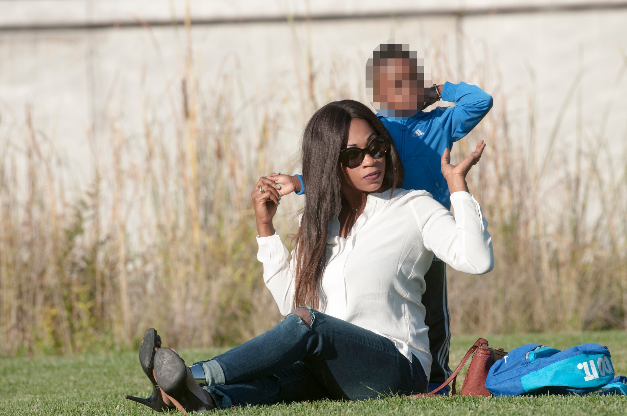 Cầu thủ nổi tiếng T. đã ngoại tình, còn ép tình nhân gửi ảnh khoả thân mới chịu chuyển tiền nuôi con ngoài giá thú- Ảnh 2.