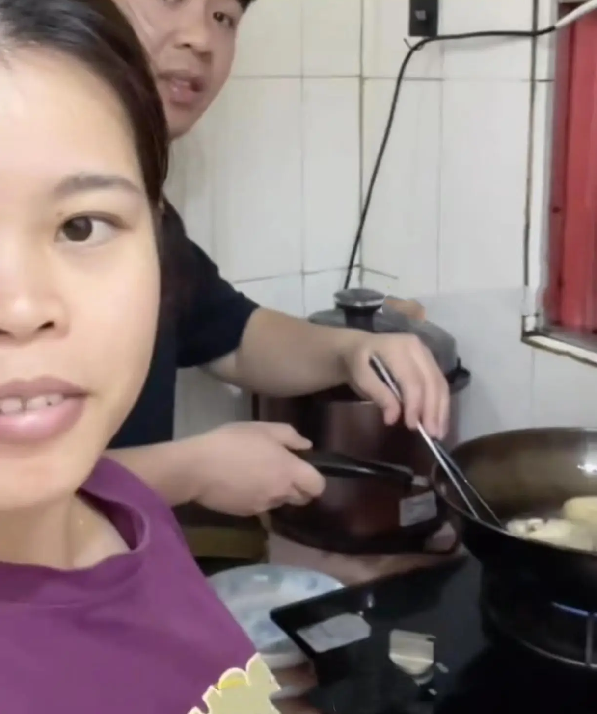 Thu nhập gần 30 triệu/tháng, ở nhà thuê và sống cực tiết kiệm, cặp đôi khiến dân mạng tranh cãi: Mua nhà hay mua xe trước?- Ảnh 1.