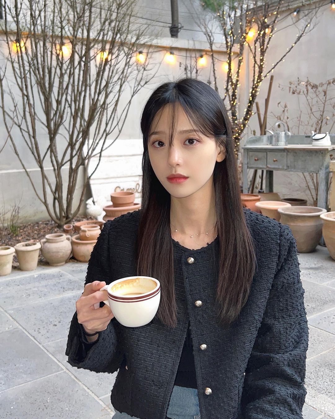 Khoảng cách giữa người có tiền và người không có tiền- Ảnh 1.