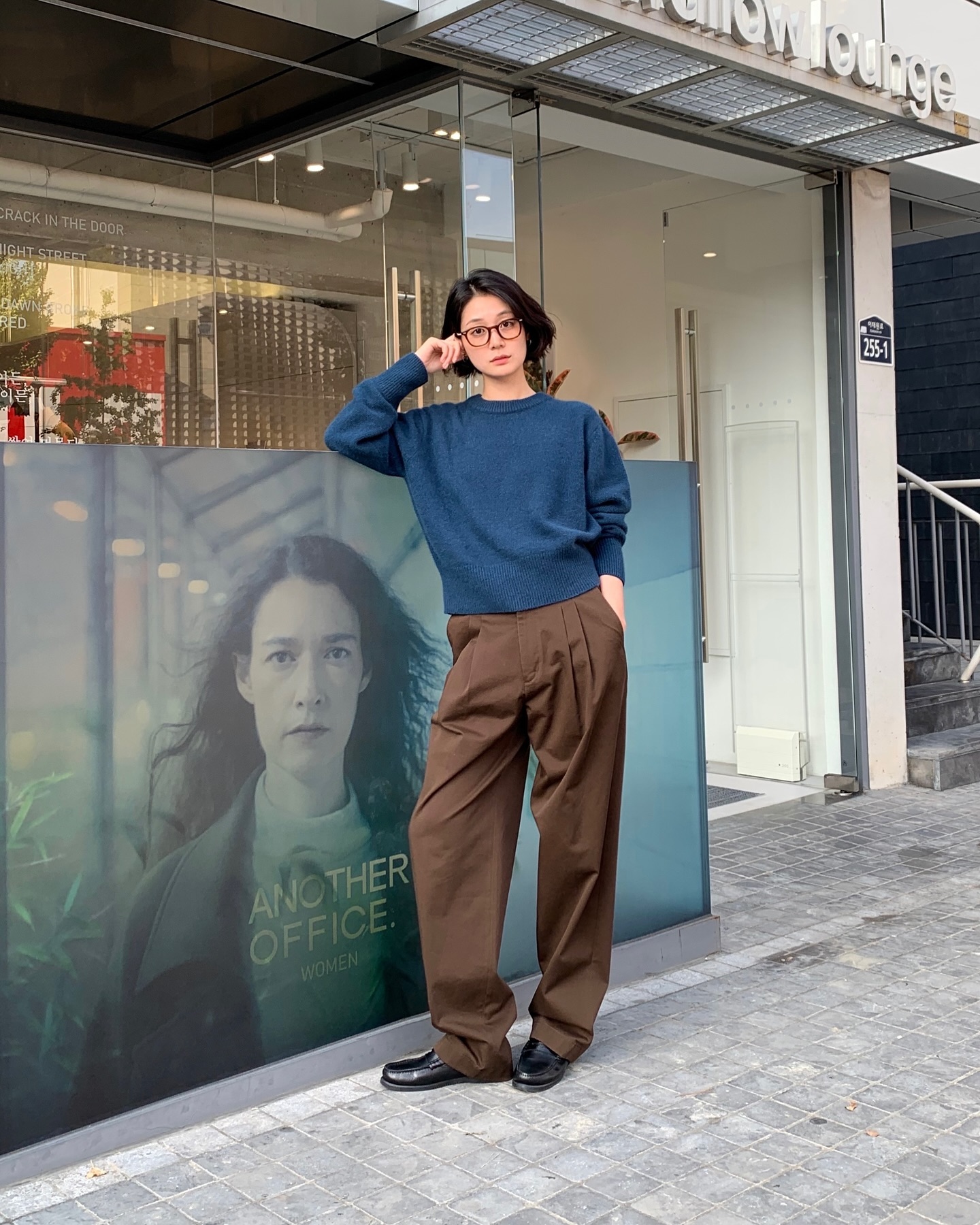 Mặc đẹp không hề khó với 5 mẫu áo len hack tuổi hiệu quả bậc nhất- Ảnh 3.