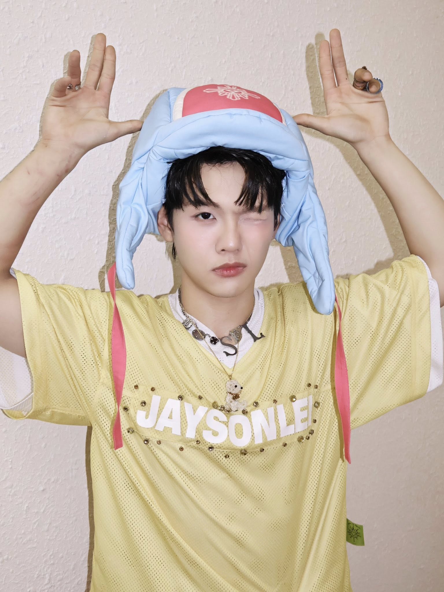 Mỹ nam nhảy đẹp nhất Say Hi khiến em trai Quang Hùng 