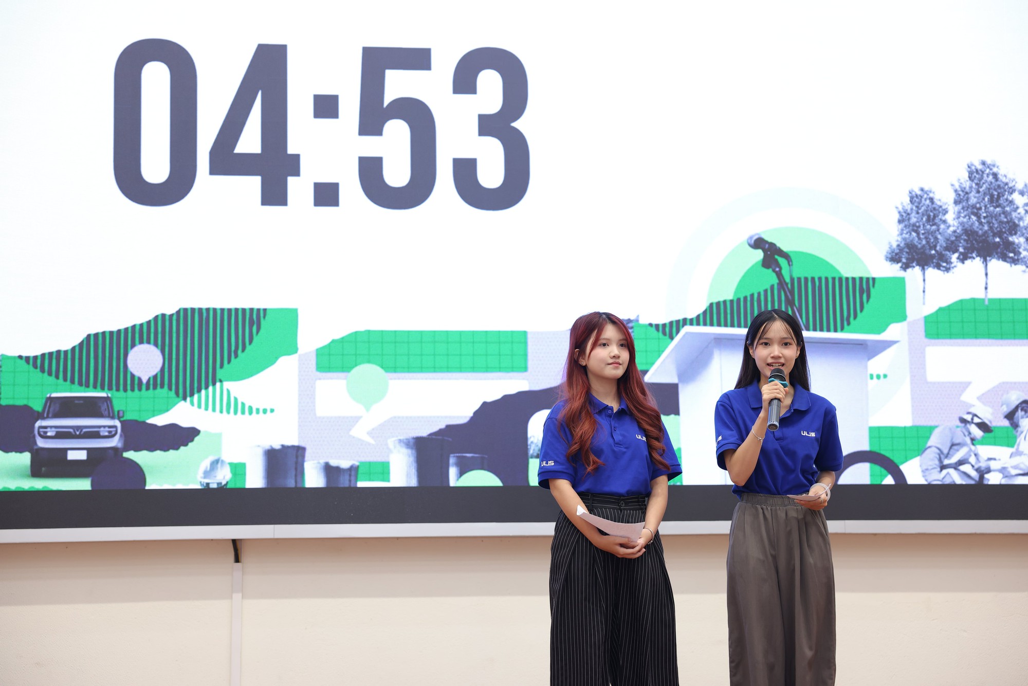 ‘Đừng tin những gì đọc trên mạng, hãy tự trải nghiệm’: Khi sinh viên Hà Nội lên tiếng và biến Green Voices 2025 thành sân chơi tranh biện ‘nóng’ nhất về xe điện- Ảnh 5.