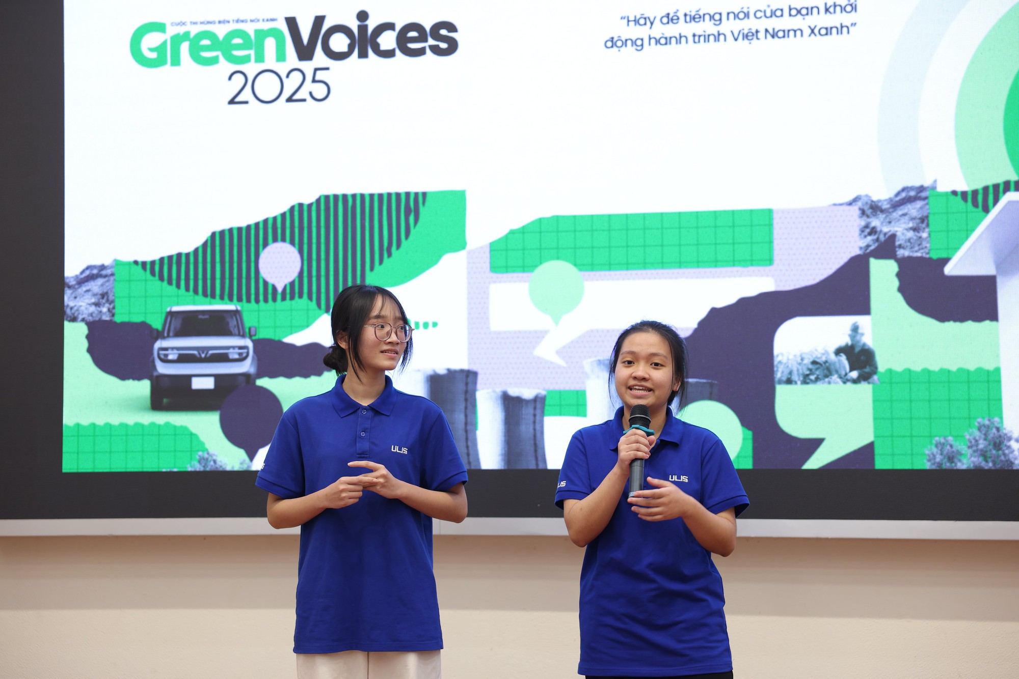 ‘Đừng tin những gì đọc trên mạng, hãy tự trải nghiệm’: Khi sinh viên Hà Nội lên tiếng và biến Green Voices 2025 thành sân chơi tranh biện ‘nóng’ nhất về xe điện- Ảnh 4.