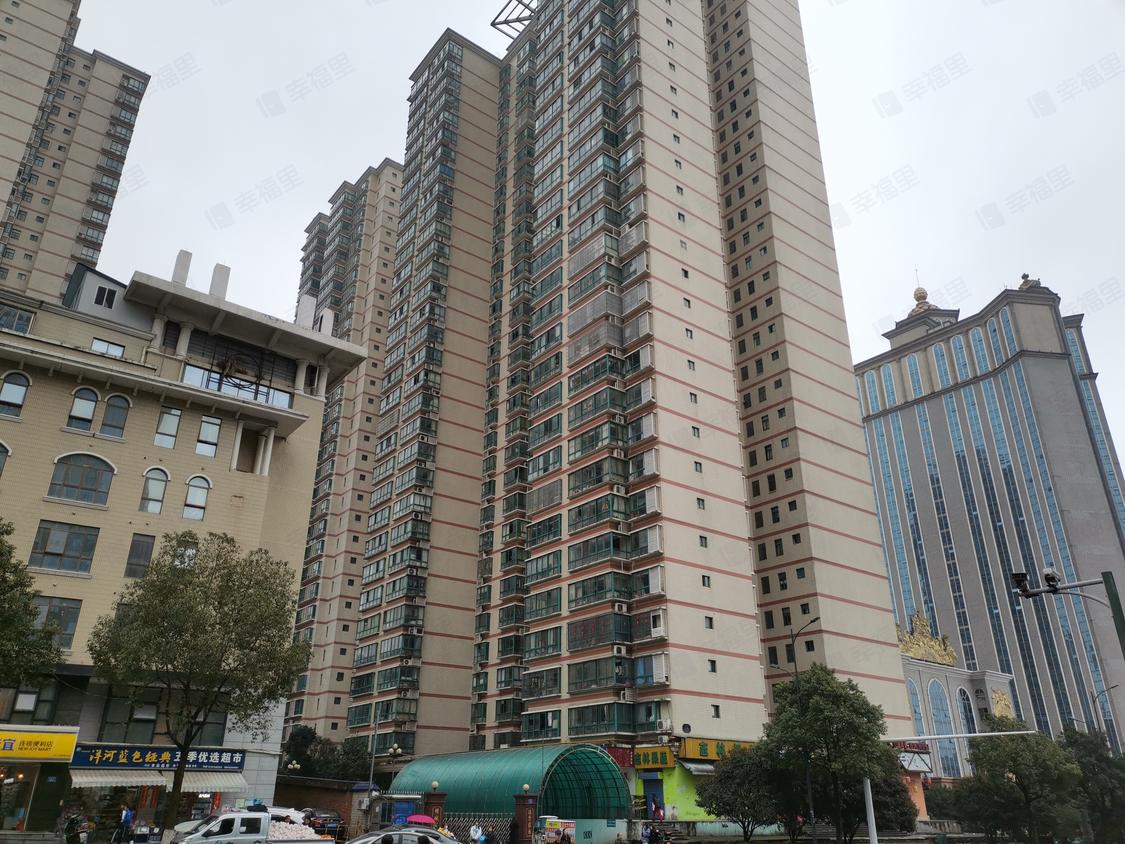 Người phụ nữ vừa bán nhà được 27 tỷ đồng thì bị môi giới khởi kiện, tòa phán quyết: “Chủ nhà phải bồi thường 500 triệu đồng”- Ảnh 1.