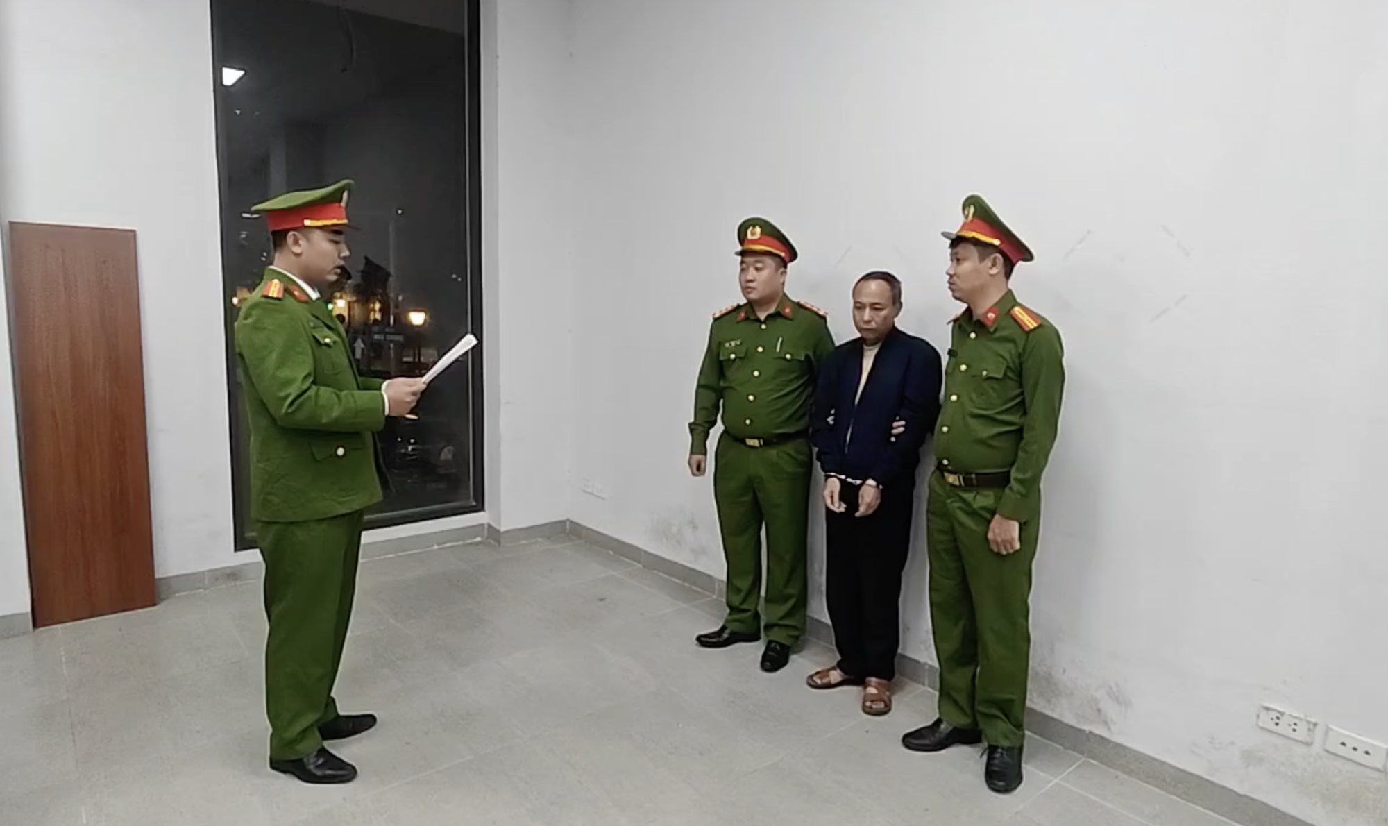 Khởi tố nguyên Phó Viện trưởng Viện pháp y tâm thần trung ương- Ảnh 2.