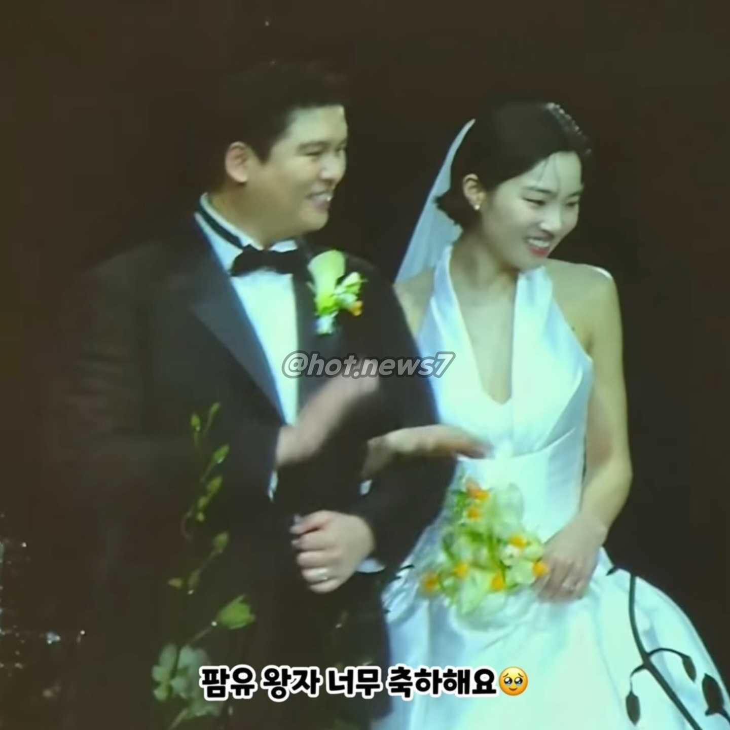 Đám cưới sao nam phim giờ vàng bị ghét nhất hiện tại: Dàn sao cũng không hot bằng diện mạo gây sốc của chú rể!- Ảnh 1.