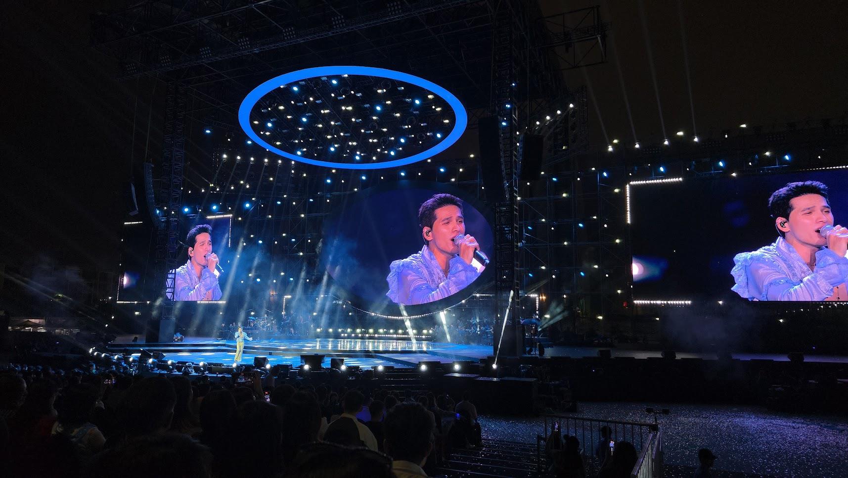 Quốc Thiên SkyNote 2025 bùng nổ, Galaxy S25 Ultra bắt trọn khoảnh khắc đỉnh cao- Ảnh 1. Quốc Thiên SkyNote 2025 bùng nổ, Galaxy S25 Ultra bắt trọn khoảnh khắc đỉnh cao- Ảnh 1.