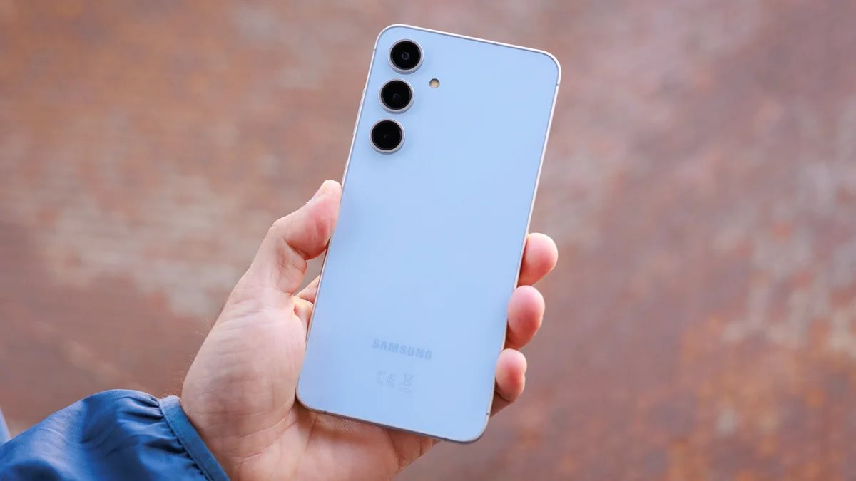 Từng khuynh đảo thị trường, dòng điện thoại Samsung “mất tích bí ẩn” cách đây 3 năm sắp được bán trở lại?- Ảnh 3.