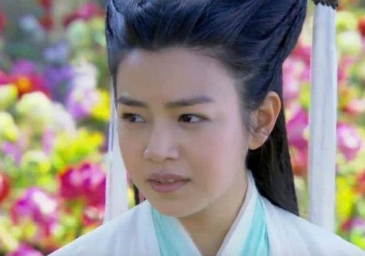 "Tiểu Long Nữ xấu nhất màn ảnh": Từng tốt nghiệp tại Mỹ, U50 trẻ đẹp sau ly hôn- Ảnh 1.