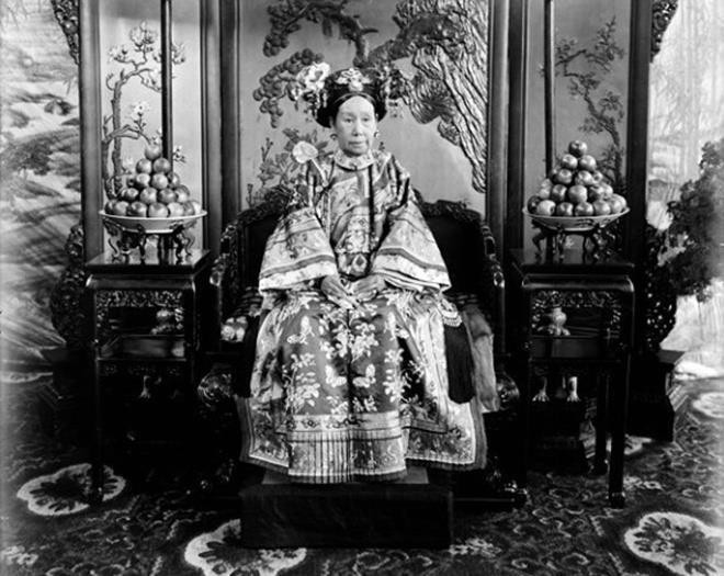 Ảnh hiếm tang lễ Từ Hi Thái hậu: Xa hoa bậc nhất, đoàn người tiễn đưa nối dài- Ảnh 1.