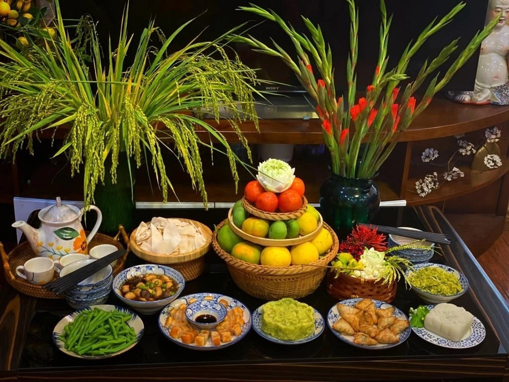 3 điều kiêng kị khi thắp hương Rằm tháng 10 Âm lịch- Ảnh 1.