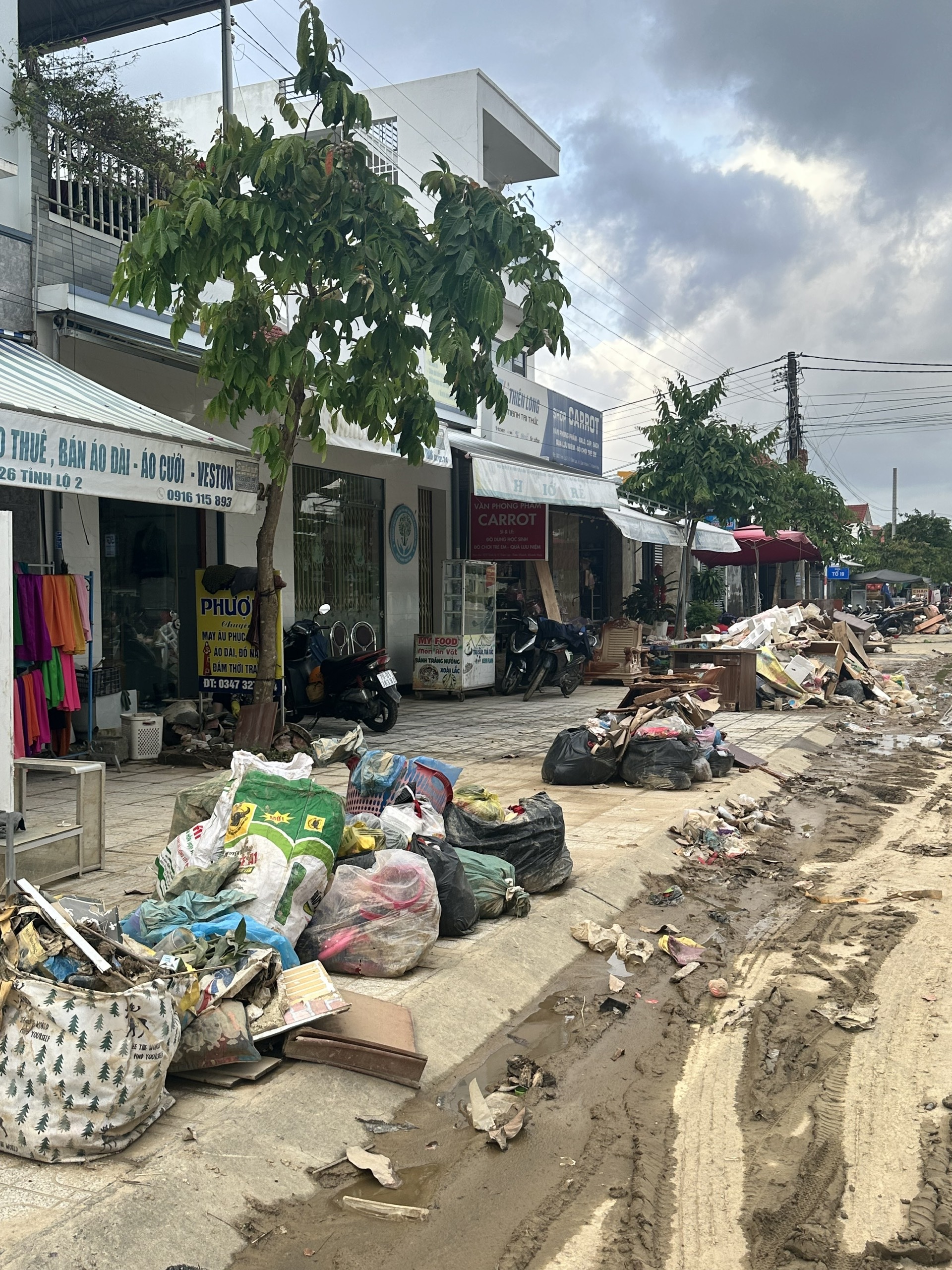 Những đống rác từng là tài sản- Ảnh 5. Những đống rác từng là tài sản- Ảnh 5.