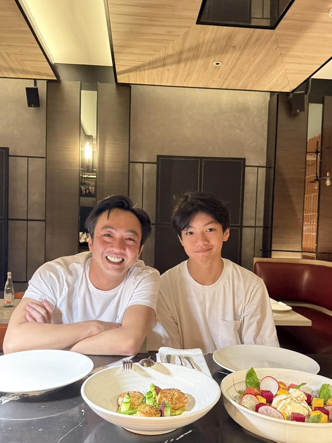 Ảnh chụp lén Subeo tại điểm nhận đồ cứu trợ khiến Cường Đô La giật mình- Ảnh 9.