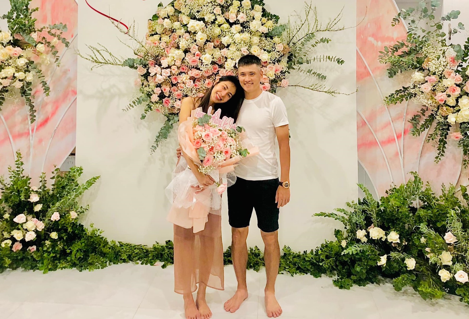 Vì sao Công Vinh ra nông nỗi này?- Ảnh 9. Vì sao Công Vinh ra nông nỗi này?- Ảnh 9.