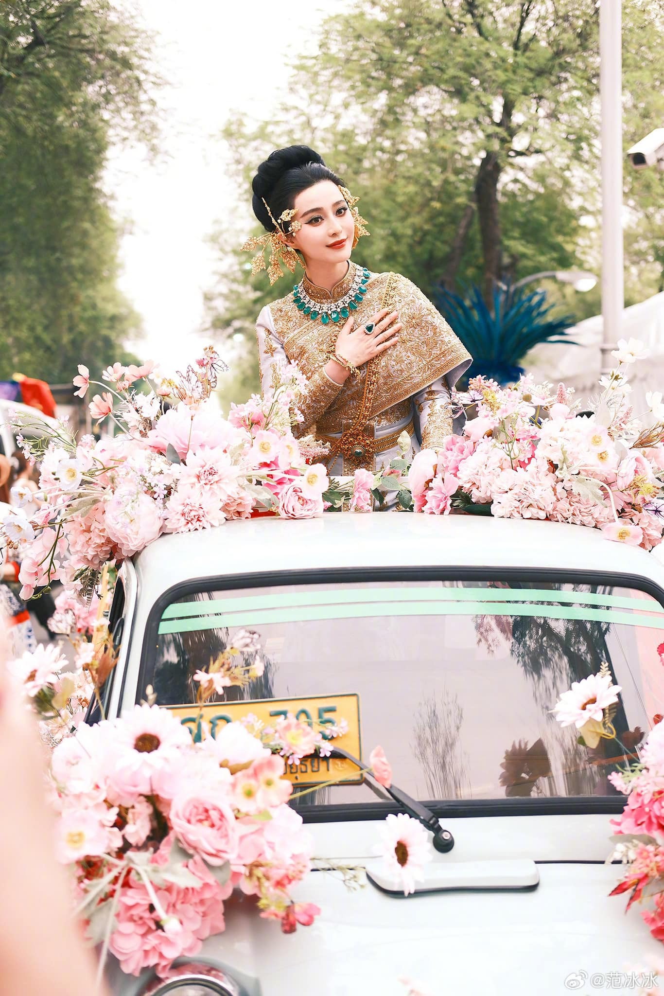 Phạm Băng Băng không ngóc đầu lên nổi- Ảnh 7.