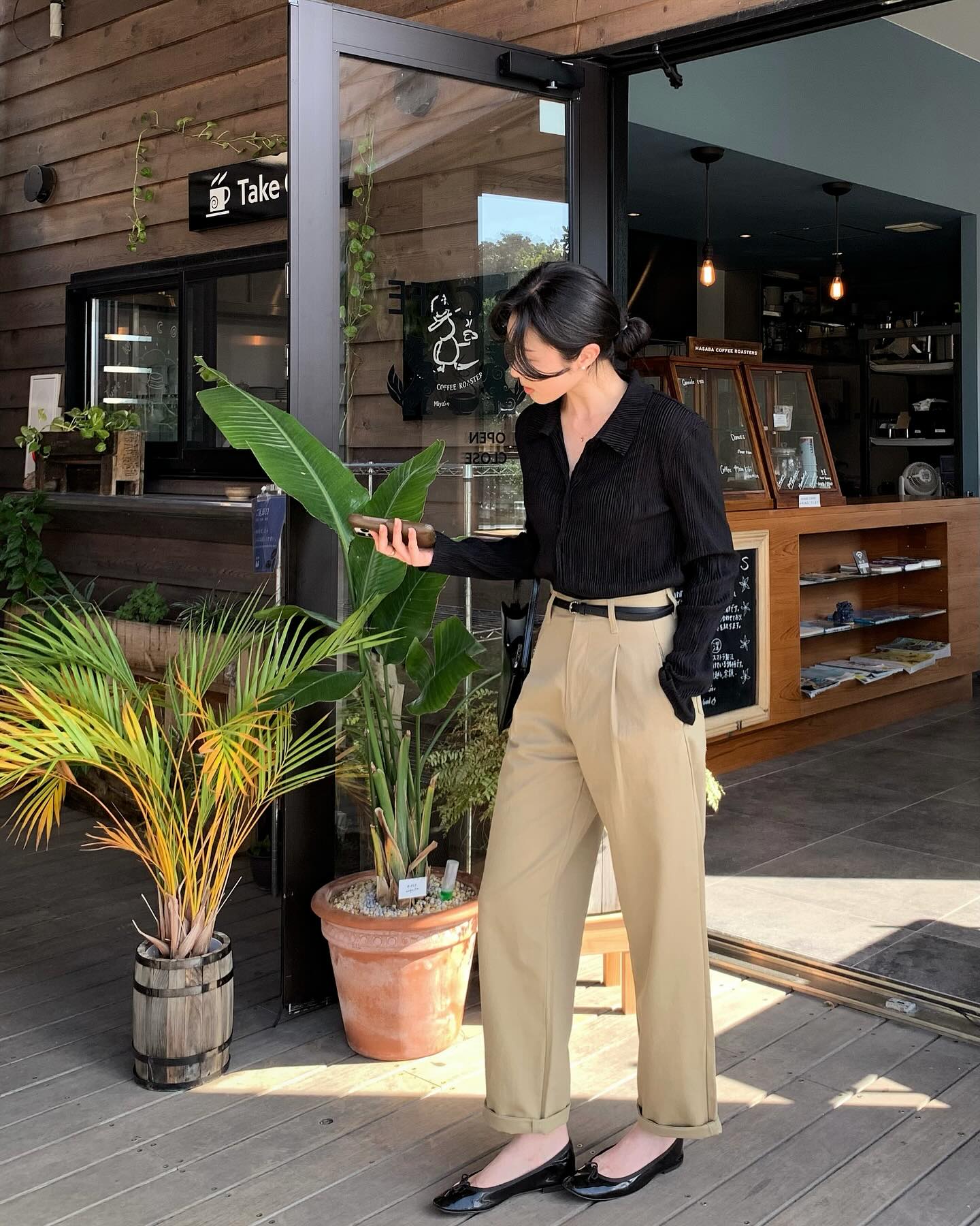 4 mẫu quần công sở này chuẩn thanh lịch, nhưng cũng hack tuổi đỉnh nhất- Ảnh 10.