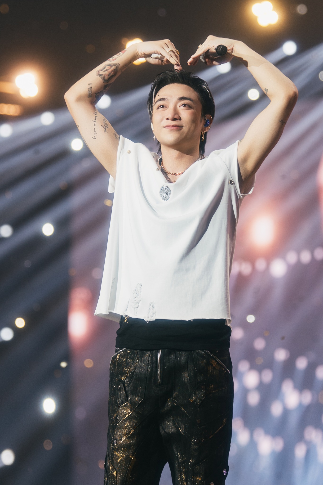 Còn 3 ngày đến concert, fan nổi giận đẩy SOOBIN vào tình thế cực căng thẳng- Ảnh 7.