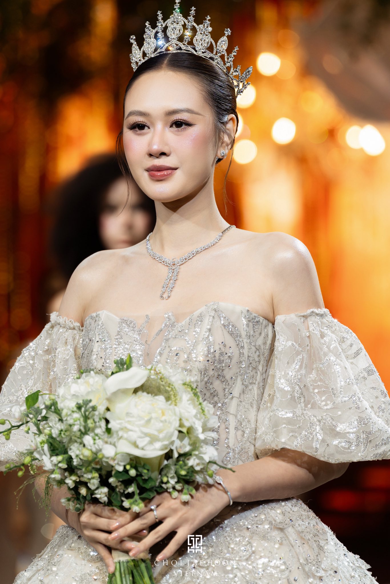 Vợ Anh Đức khiến quá khứ của chồng 