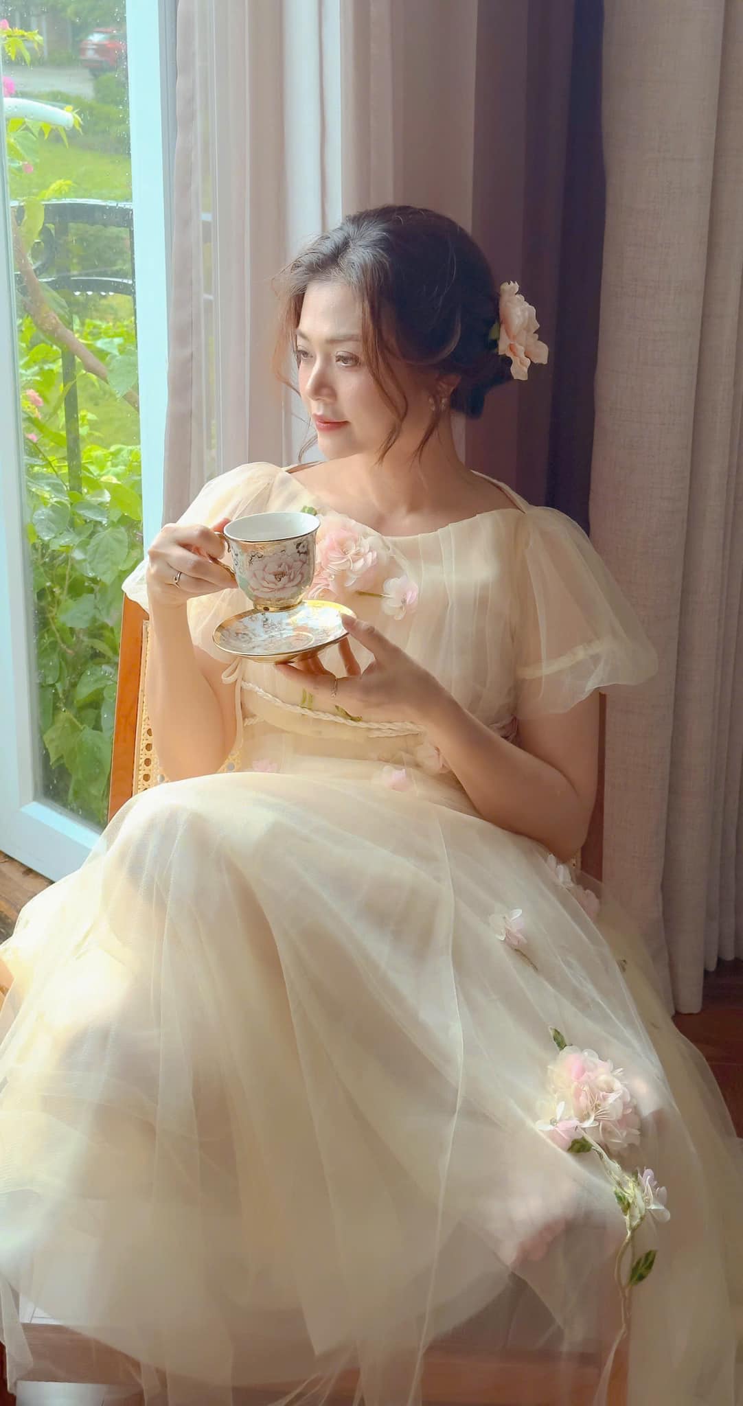 Nữ NSƯT là mỹ nhân phim giờ vàng: 