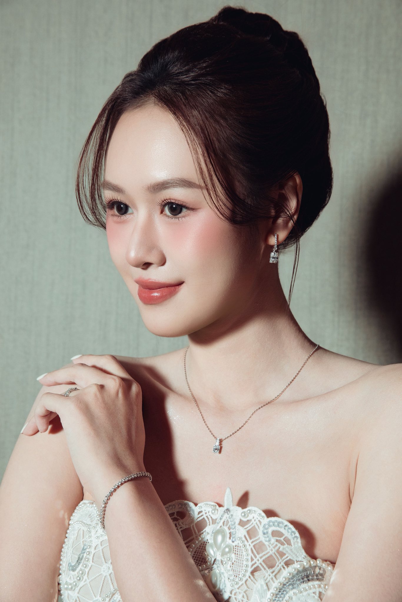 Vợ Anh Đức khiến quá khứ của chồng 