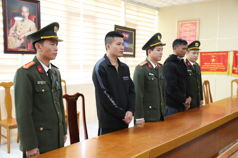 Bắt tạm giam Nguyễn Văn Hạnh sinh năm 1985- Ảnh 3. Bắt tạm giam Nguyễn Văn Hạnh sinh năm 1985- Ảnh 3.