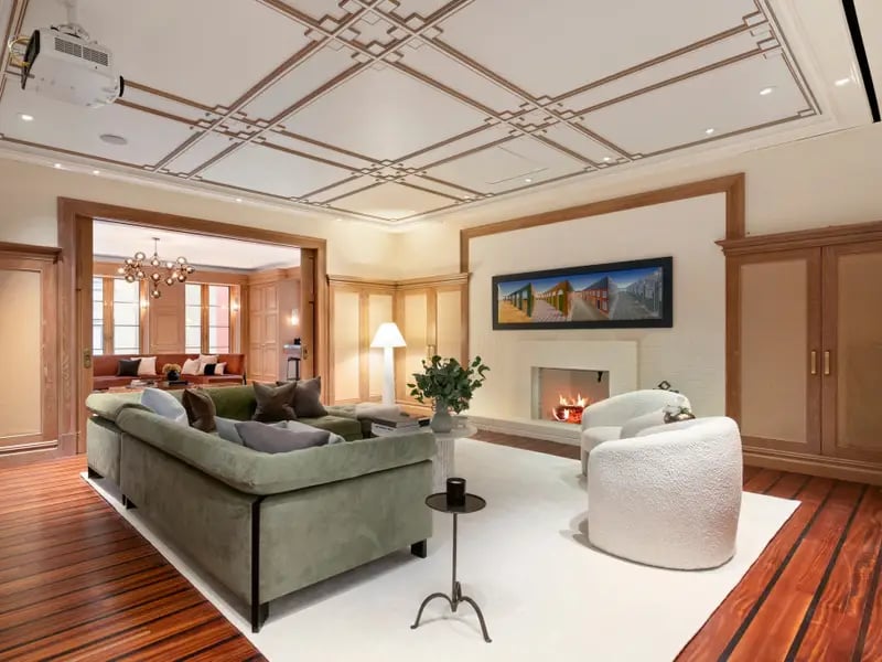 Bên trong căn biệt thự cổ hơn 100 tuổi được định giá 784 tỷ đồng ở “khu đất vàng” của thế giới- Ảnh 5.