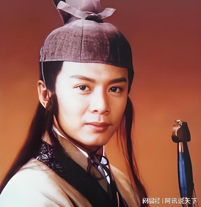 Thiếu gia đào hoa, ăn chơi bậc nhất showbiz bất ngờ xuống tóc đi tu- Ảnh 1.