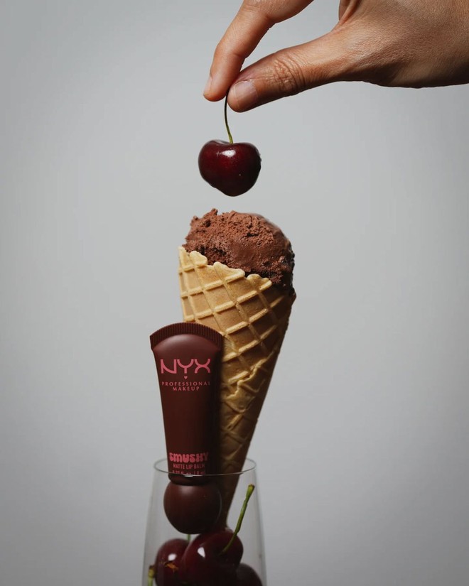 Son 250k của NYX gây sốt: Son vừa lì vừa dưỡng, ít nhăn môi, xinh từ bảng màu tới vỏ- Ảnh 4.