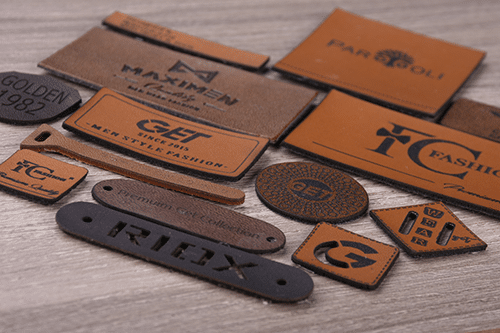 90% người mặc quần jeans không biết công dụng của miếng da sau cạp quần- Ảnh 1.