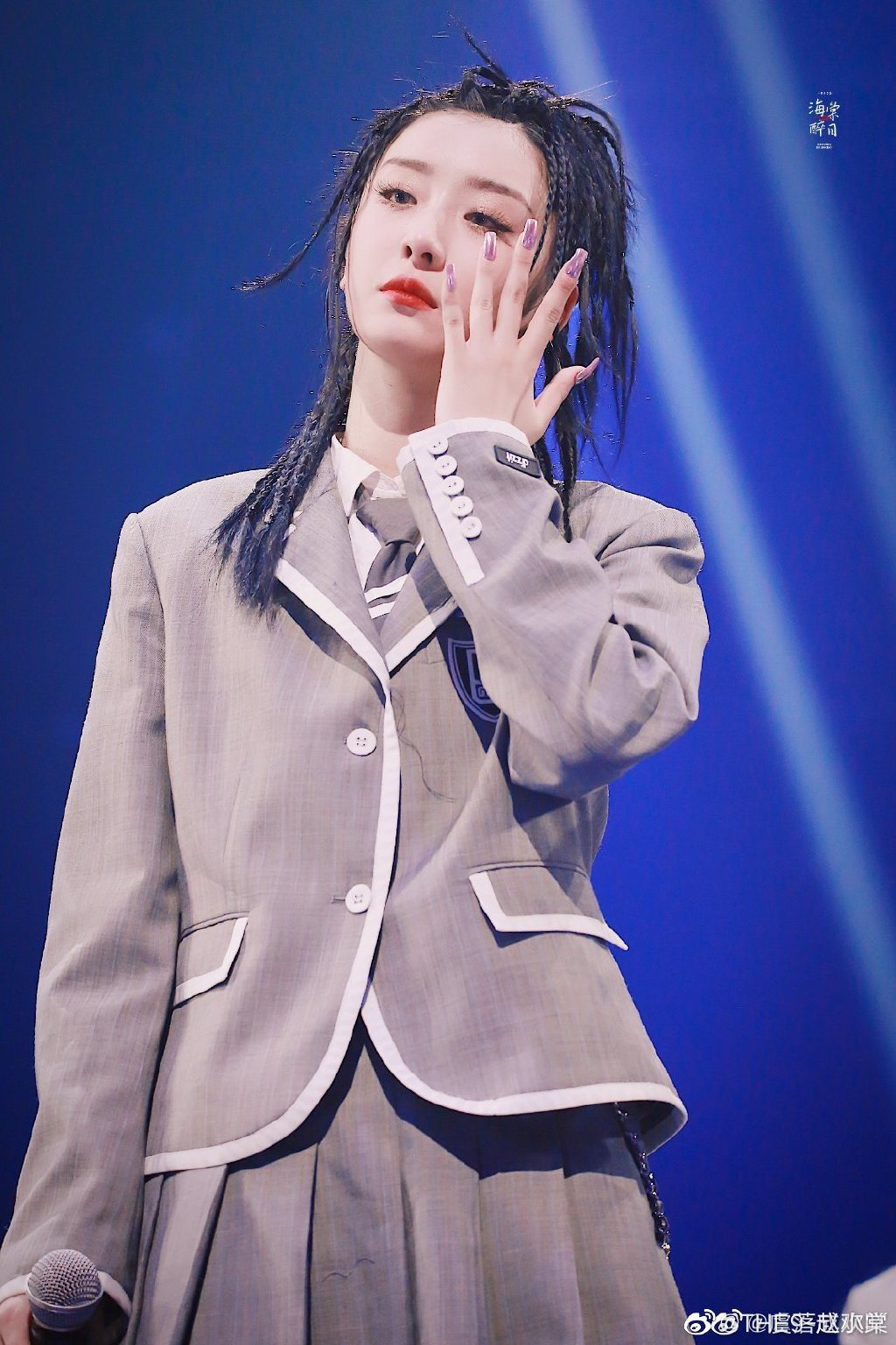 Sự hết thời của một 1 ngôi sao: Nhan sắc tụt dốc thảm hại, thực lực dở ẹc kéo luôn đồng nghiệp xuống vực- Ảnh 3.