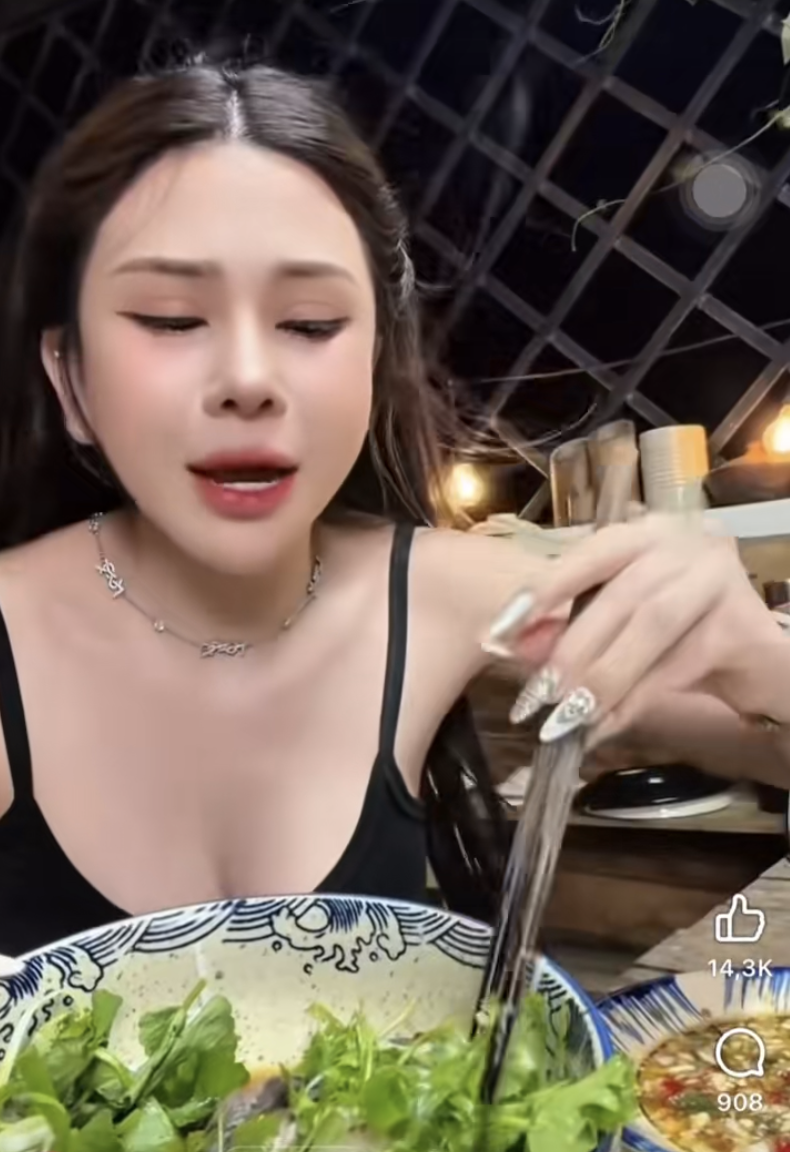 Ồn ào từ thiện của TikToker phát ngôn chói tai Ồn ào từ thiện của TikToker phát ngôn chói tai