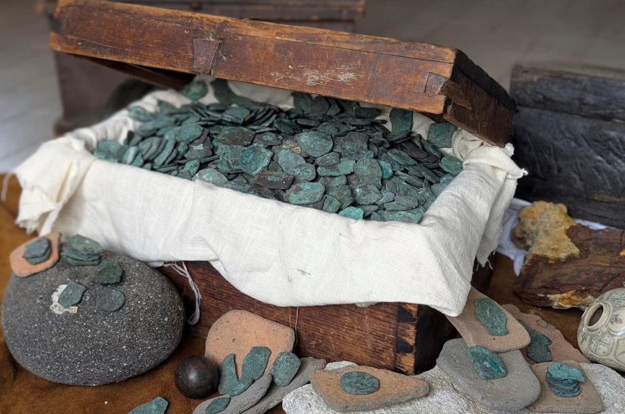 Phát hiện 3 tấn vàng, 15 tấn bạc có giá trị gần 10.000 tỷ đồng trên một nhóm xác 12 con thuyền đắm- Ảnh 3.