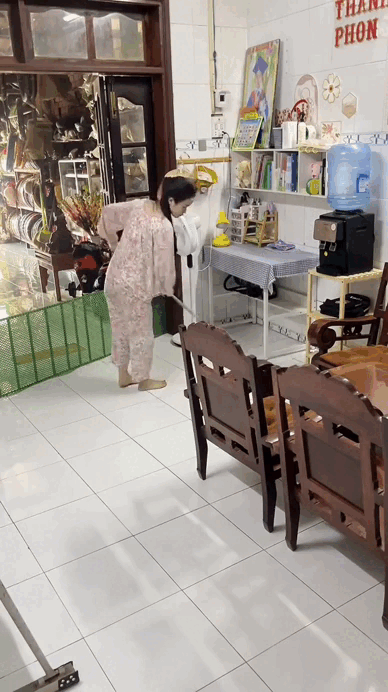 Trung bình 1 ngày dọn nhà ở miền Tây, cả nước Trung bình 1 ngày dọn nhà ở miền Tây, cả nước