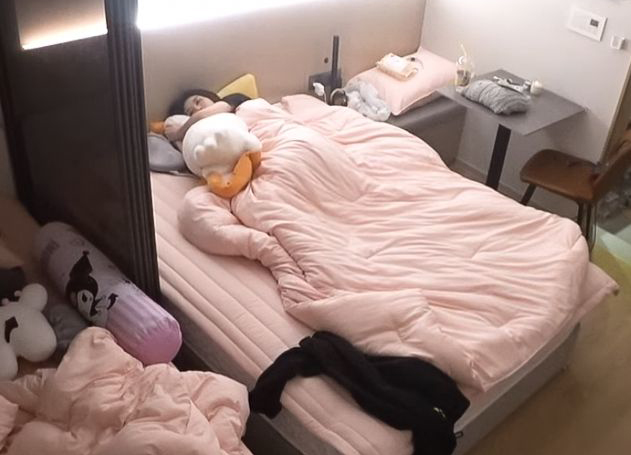 7 thói quen hàng đầu "phá hoại" hệ sinh sản, gây suy buồng trứng sớm nhưng rất nhiều chị em đang vô tư làm mỗi ngày- Ảnh 2. 7 thói quen hàng đầu "phá hoại" hệ sinh sản, gây suy buồng trứng sớm nhưng rất nhiều chị em đang vô tư làm mỗi ngày- Ảnh 2.