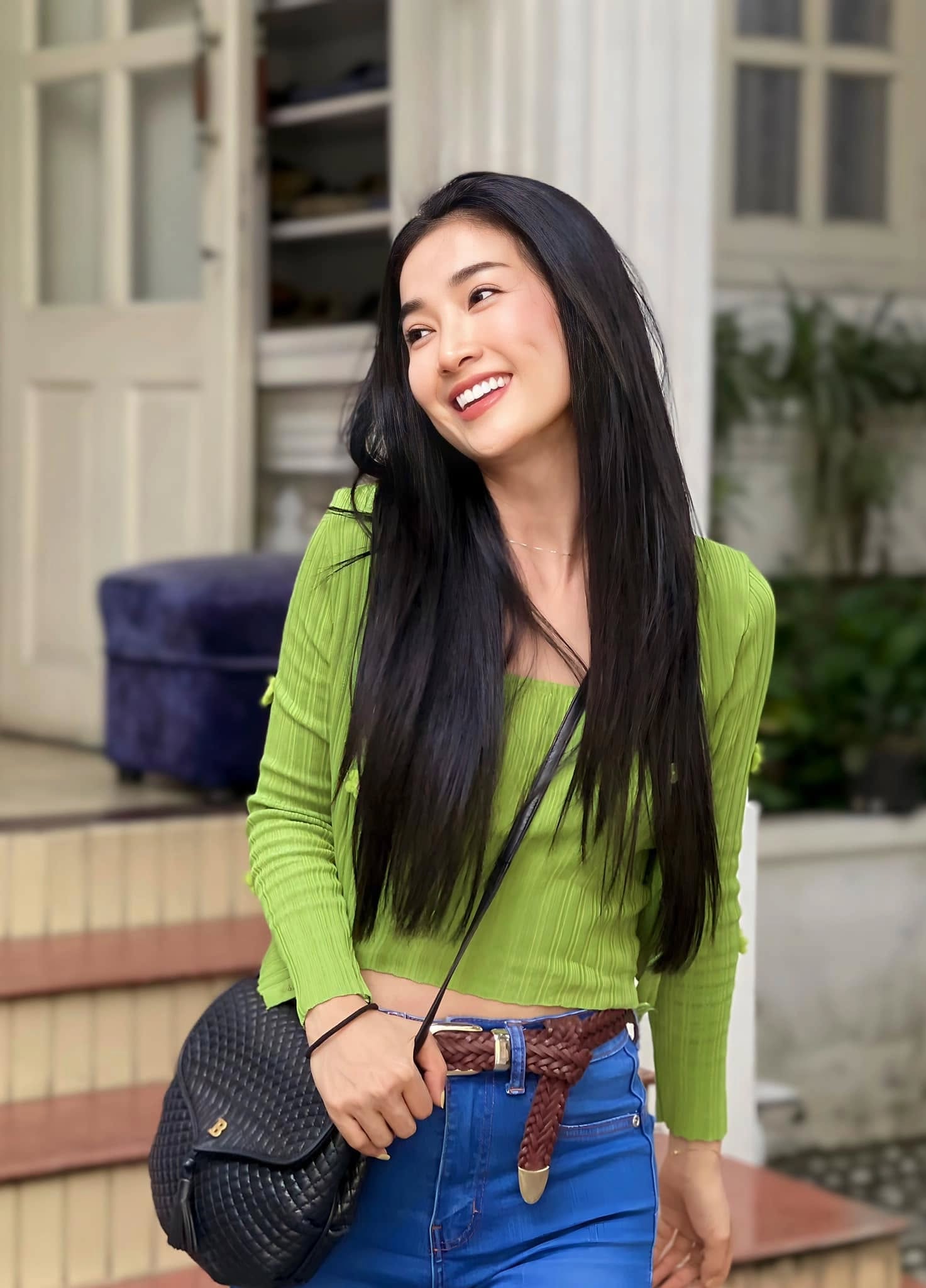 Trao ngay ngôi nữ hoàng thảm đỏ cho mỹ nhân đẹp nhất miền Tây này đi: Visual sang xịn mịn, đố ai cưỡng lại nổi- Ảnh 4.