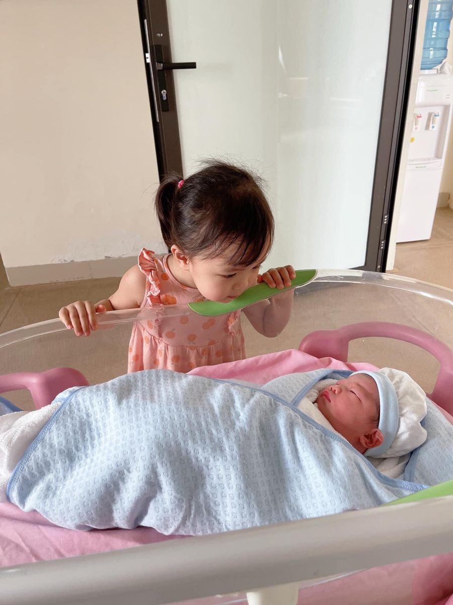 Bố mẹ đừng bỏ qua những hành vi này của trẻ nếu không muốn con lớn lên thành người thờ ơ, vô cảm- Ảnh 5.