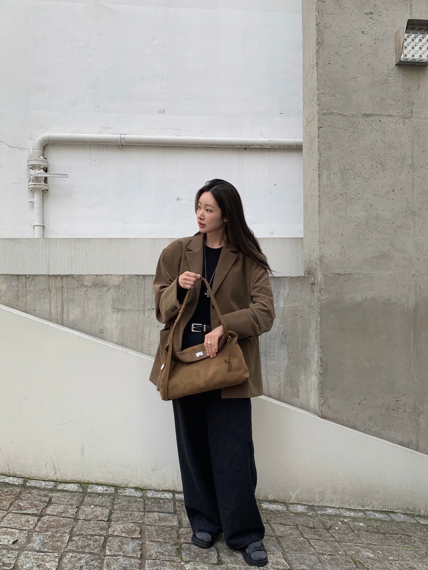 Từ những item rất quen thuộc, sao nữ Hàn có 5 công thức trang phục siêu hack tuổi- Ảnh 11. Từ những item rất quen thuộc, sao nữ Hàn có 5 công thức trang phục siêu hack tuổi- Ảnh 11.