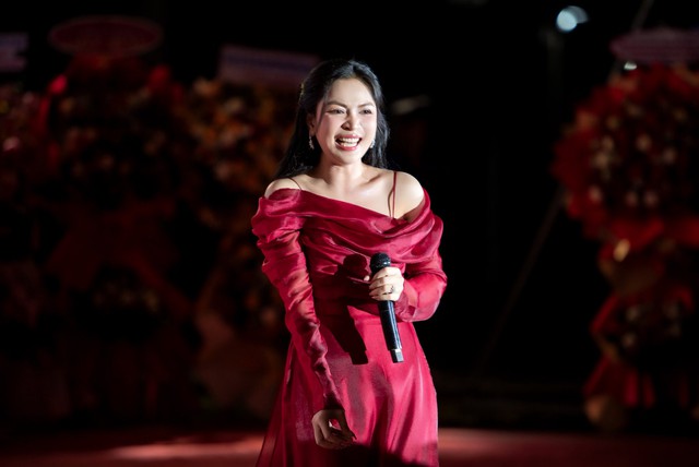 Giọng ca 8.5 tỷ view nói thẳng: Không thích thị phi, không nhắc tên Sơn Tùng- Ảnh 4.