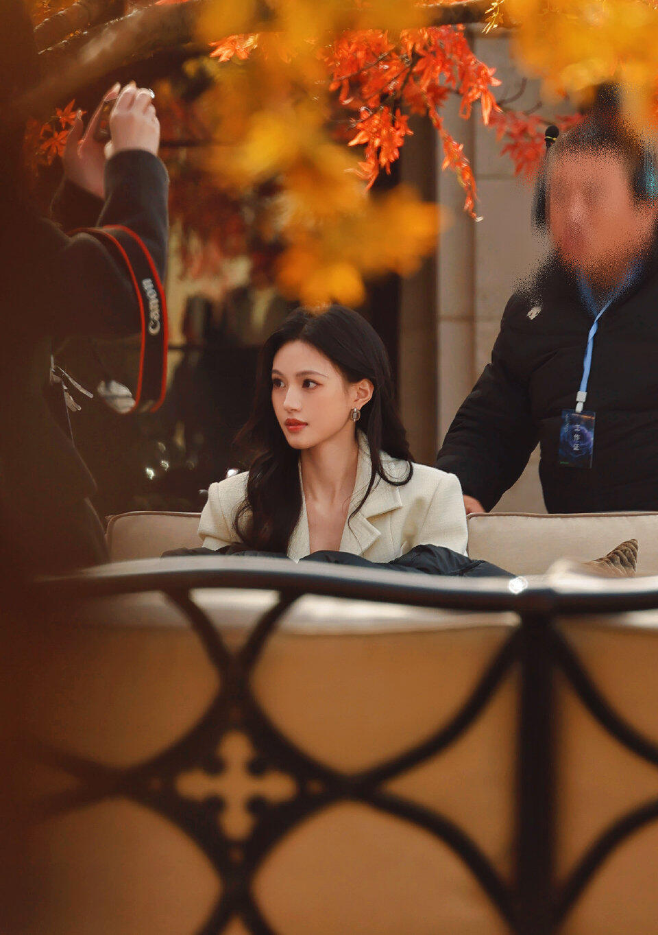 Chưa từng có cặp đôi nào chạm đỉnh cao thẩm mỹ thế này: Nhà trai là tổng tài sang tới nóc, nhà gái xứng danh đại mỹ nhân- Ảnh 3. Chưa từng có cặp đôi nào chạm đỉnh cao thẩm mỹ thế này: Nhà trai là tổng tài sang tới nóc, nhà gái xứng danh đại mỹ nhân- Ảnh 3.