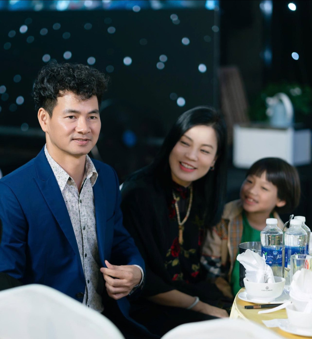 Vợ Cục trưởng Cục Biểu diễn Nghệ thuật: "Bên cạnh chồng là mẹ con em lu mờ"- Ảnh 1.