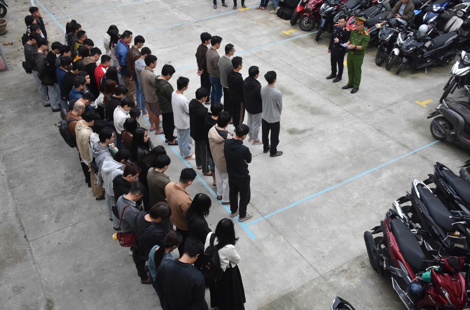 Đột kích công ty công nghệ ở Đà Nẵng: Công an phát hiện hàng chục kỹ sư Việt viết code cho loạt web cá cược, điều phối dòng tiền chảy về đối tác Campuchia- Ảnh 2.